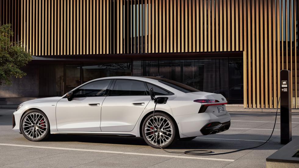 Το PHEV Audi A6 ήρθε με έως 367 άλογα και 111 χλμ. ηλεκτρική αυτονομία